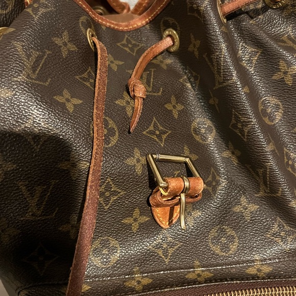 Louis Vuitton Montsouris Gm9820d monogram backpack - Picture 14 of 14